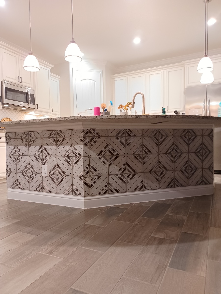 island tile backsplash installation in kitchen, wfa's custom hardwood floors, houston texas